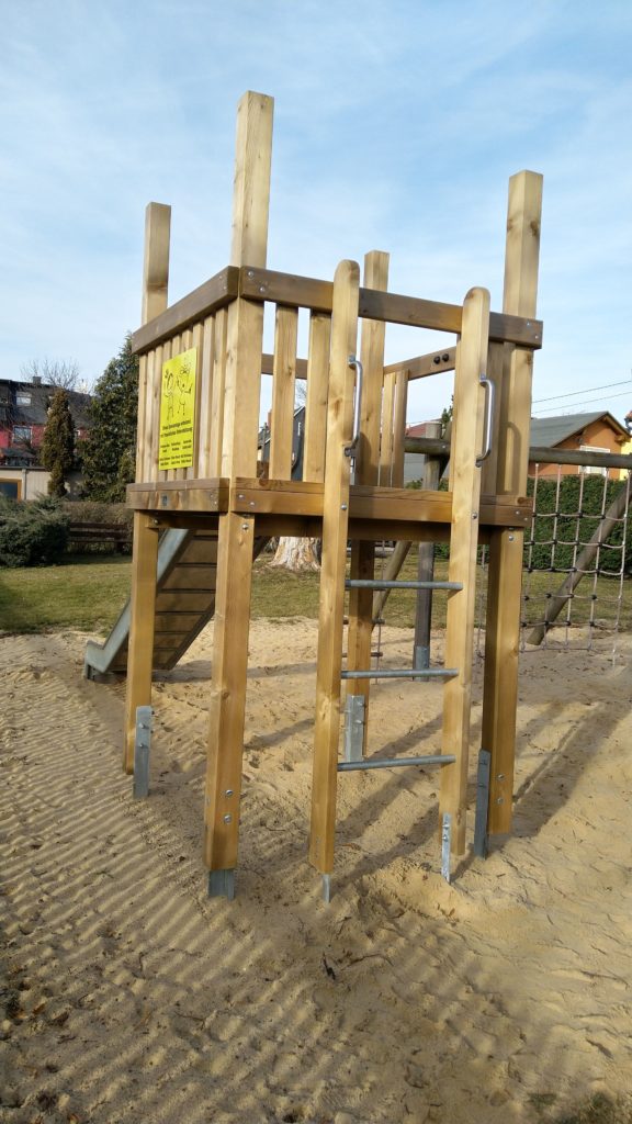 Spielplatz Oettersdorf Spielturm